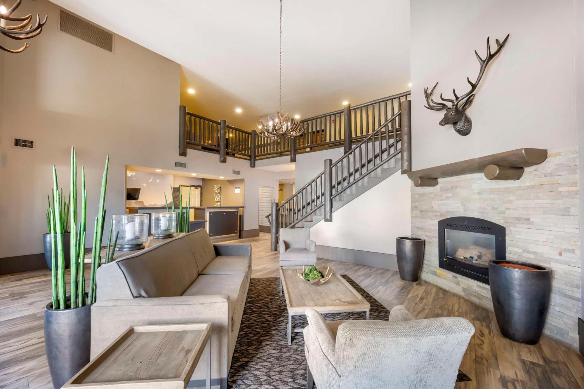 Best Western Plus Kalispell/Glacier Park West Hotel & Suites Exterior photo
